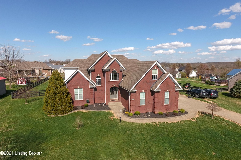 204 Grand Ave, Shepherdsville, KY 40165 - photo 1