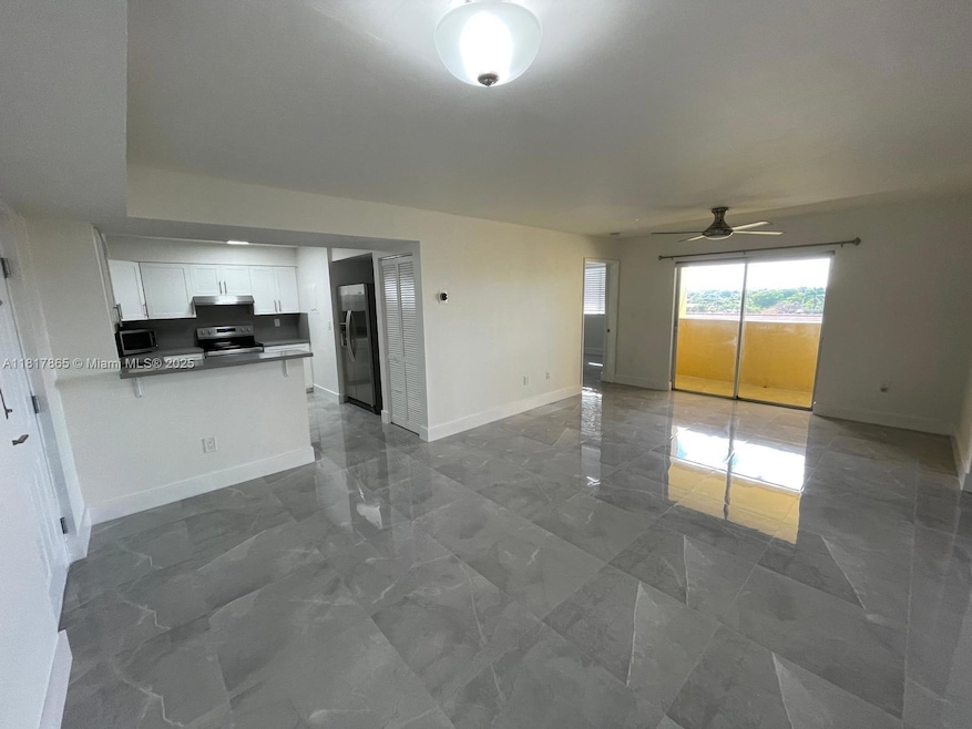 14921 SW 82nd Ln unit 19508, Miami, FL 33193 - photo 1