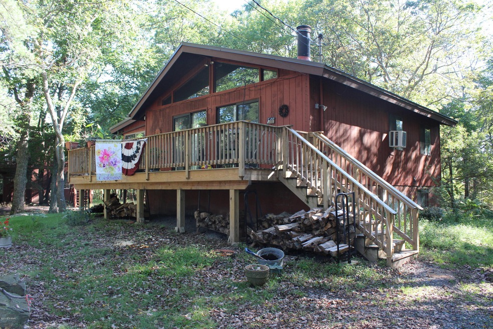 117 Hillcrest Dr, Hawley, PA 18428 - photo 1