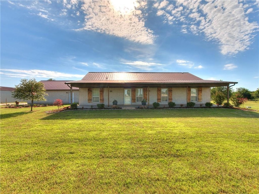 For Sale $709,900 • Co-Listing Agent