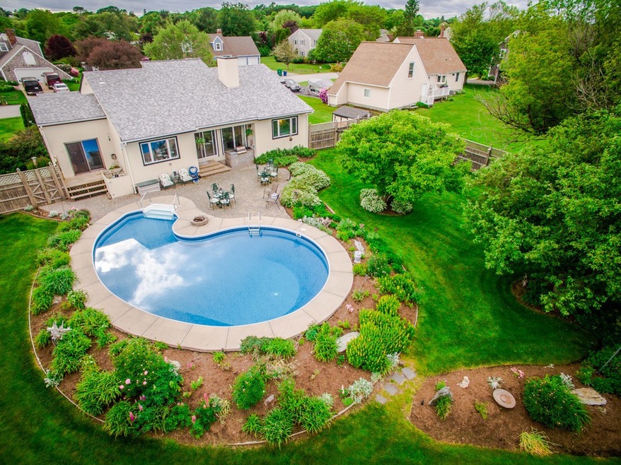 5 Seacrest Dr, Portsmouth, RI 02871 - photo 1