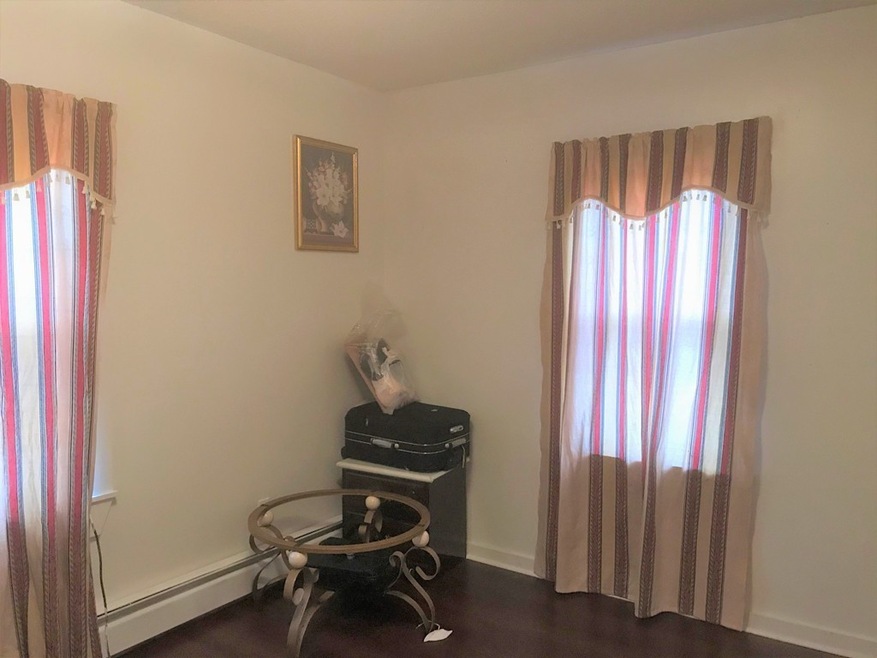 7 Gates St, Lowell, MA 01851 - photo 1