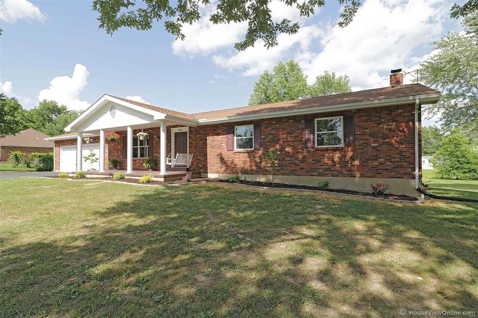 2829 Wycliff Dr, Farmington, MO 63640 - photo 1