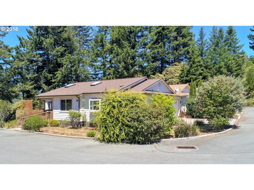 1490 Seacrest Ln, Brookings, OR 97415 - photo 1