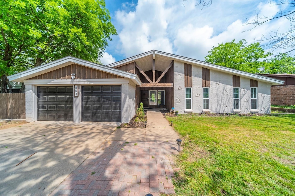 603 State St, Weatherford, TX 76086 - photo 1