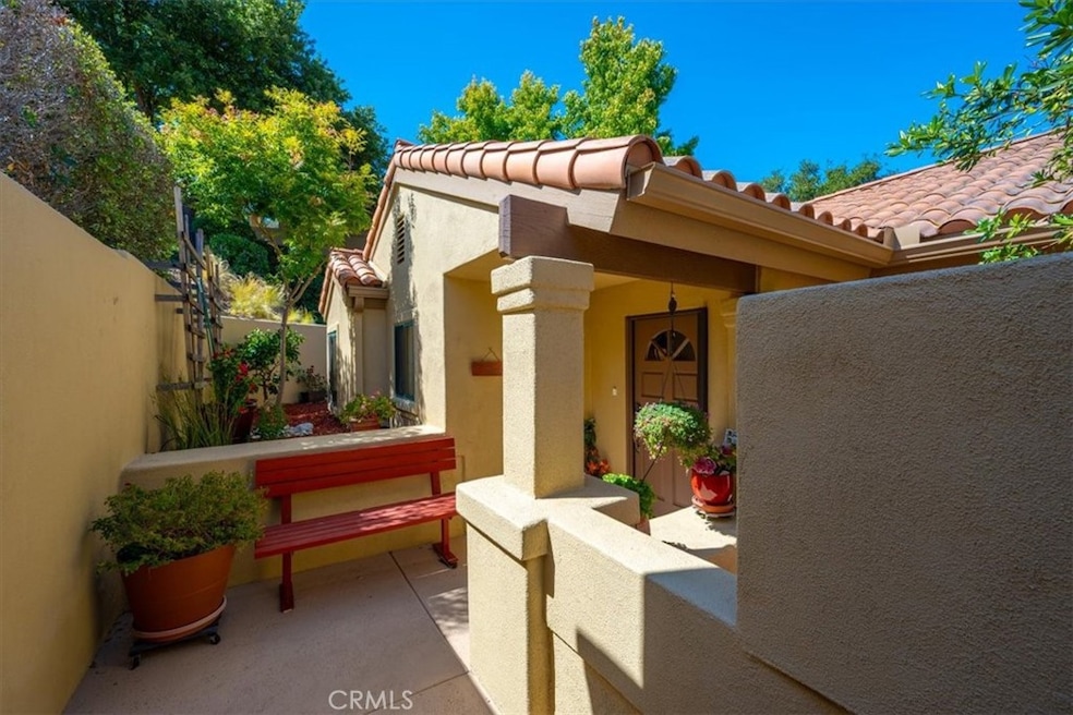 Under Contract $1,149,000