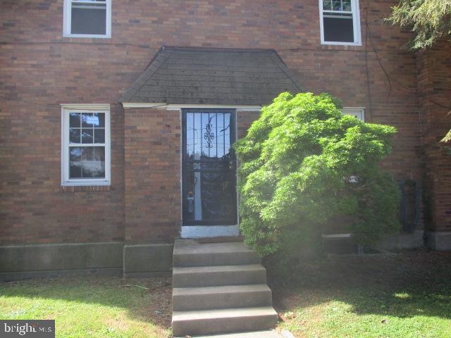 33 Elberon Ave unit 2, Lansdowne, PA 19050 - photo 1