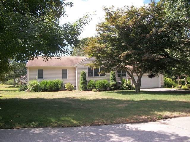 39 Stuart St, Westerly, RI 02891 - photo 1