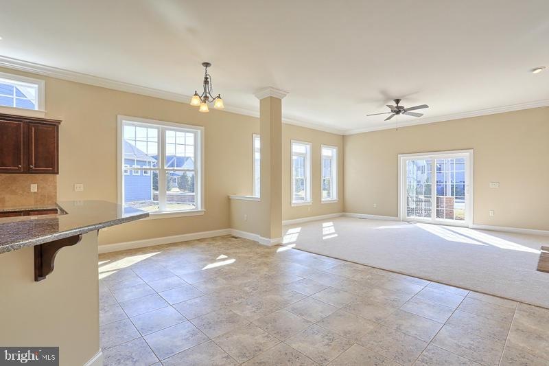 521 Landon Cir, Ephrata, PA 17522 - photo 1