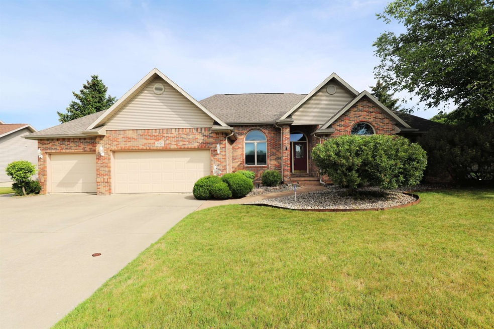 6520 Stonebrook Ln, Flushing, MI 48433 - photo 1