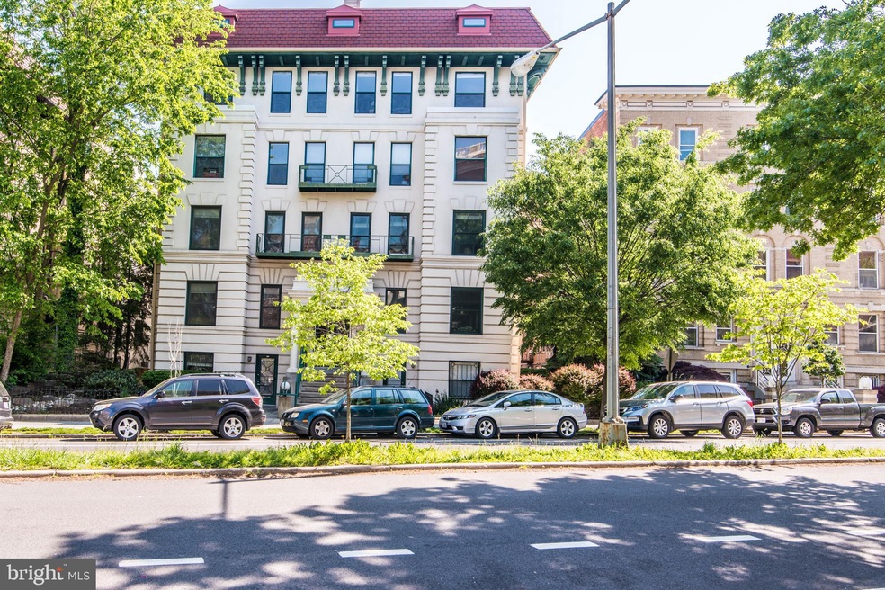 2627 Adams Mill Rd NW unit 409, Washington, DC 20009 - photo 1