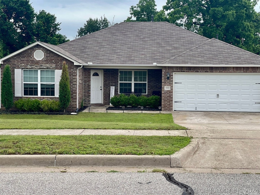 2801 W Glendale St, Broken Arrow, OK 74011 - photo 1