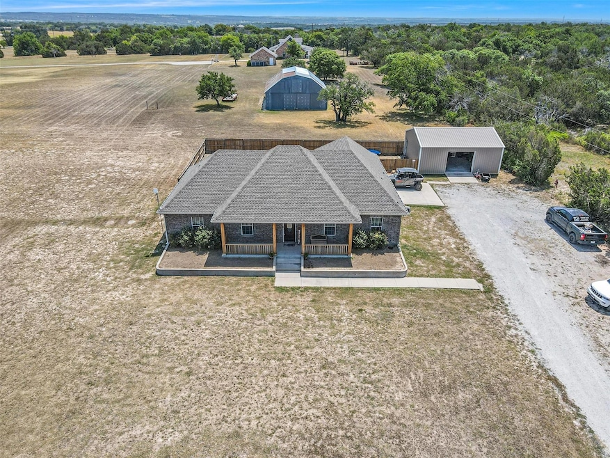 3232 Deer Path Ln, Weatherford, TX 76085 - photo 1