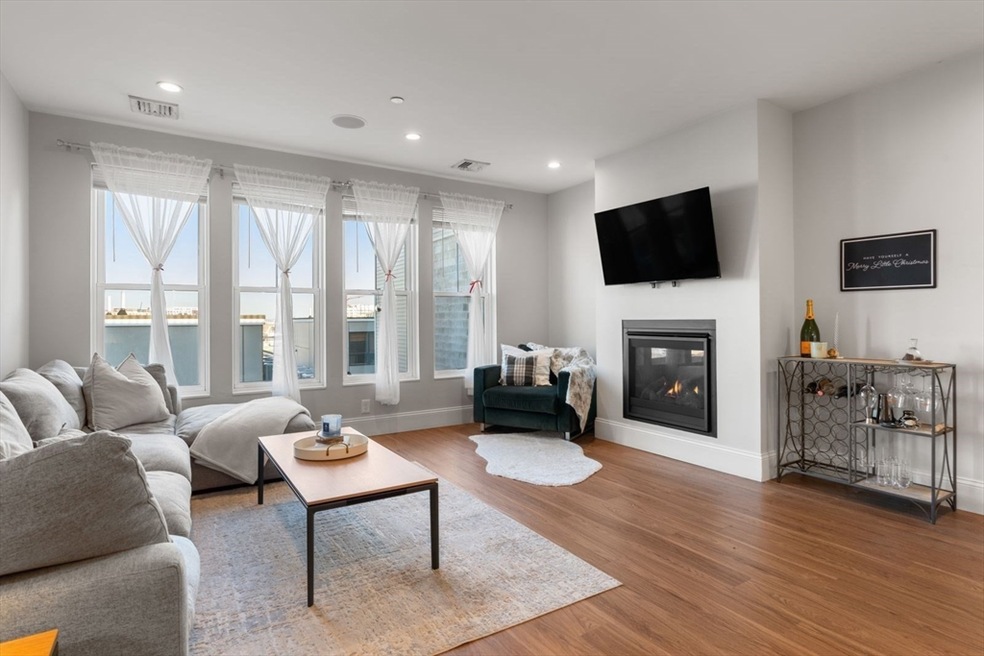 47 L St unit 27, Boston, MA 02127 - photo 1