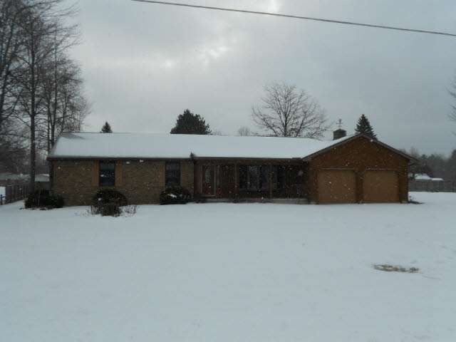 3957 Birchwood St, Beaverton, MI 48612 - photo 1