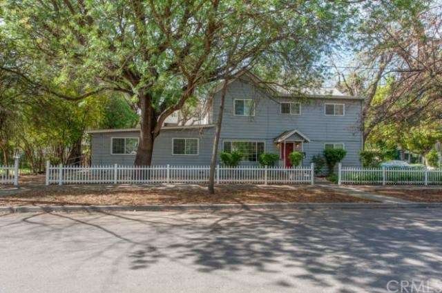 Great Curb Appeal!