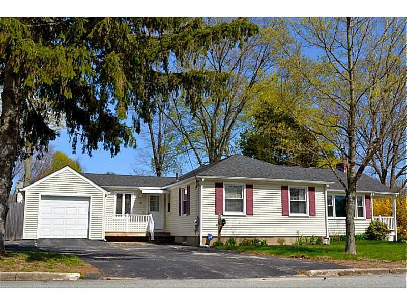 60 Keystone Dr, Warwick, RI 02889 - photo 1