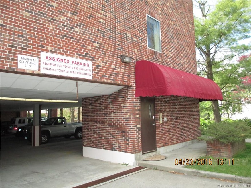 181 Westport Ave unit 3, Norwalk, CT 06851 - photo 1