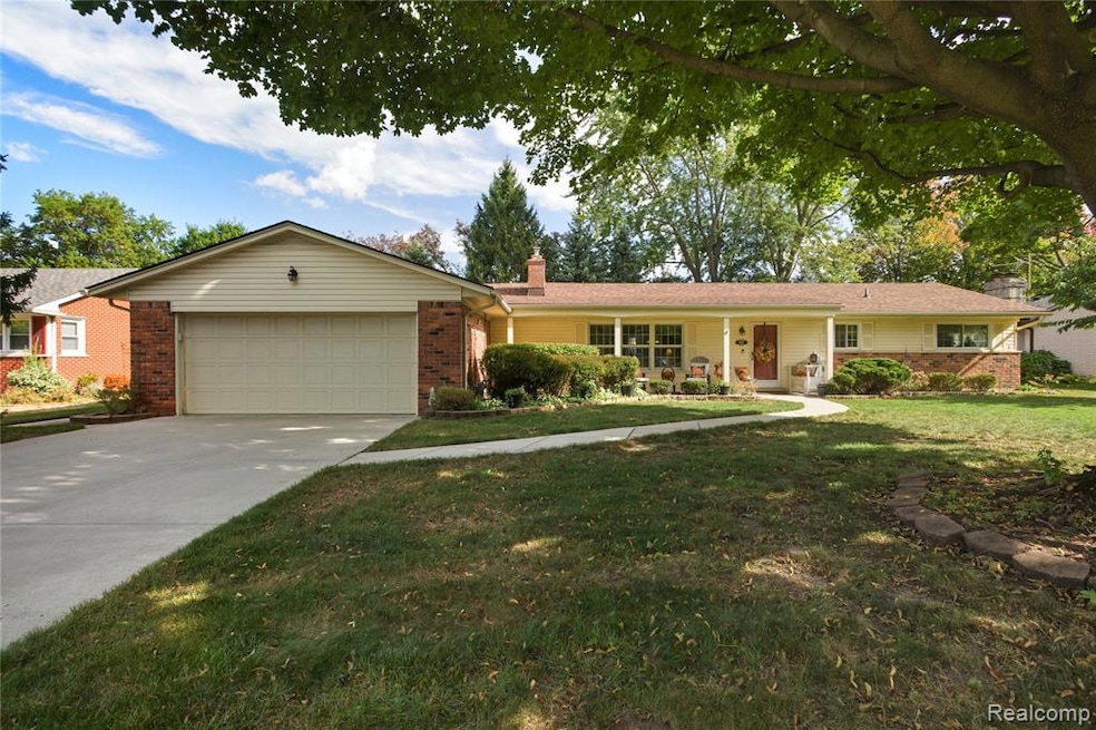 Under Contract $389,900