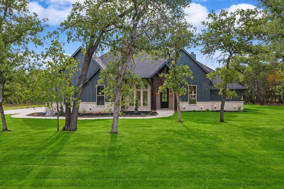 2053 Glenhollow Dr, Weatherford, TX 76088 - photo 1