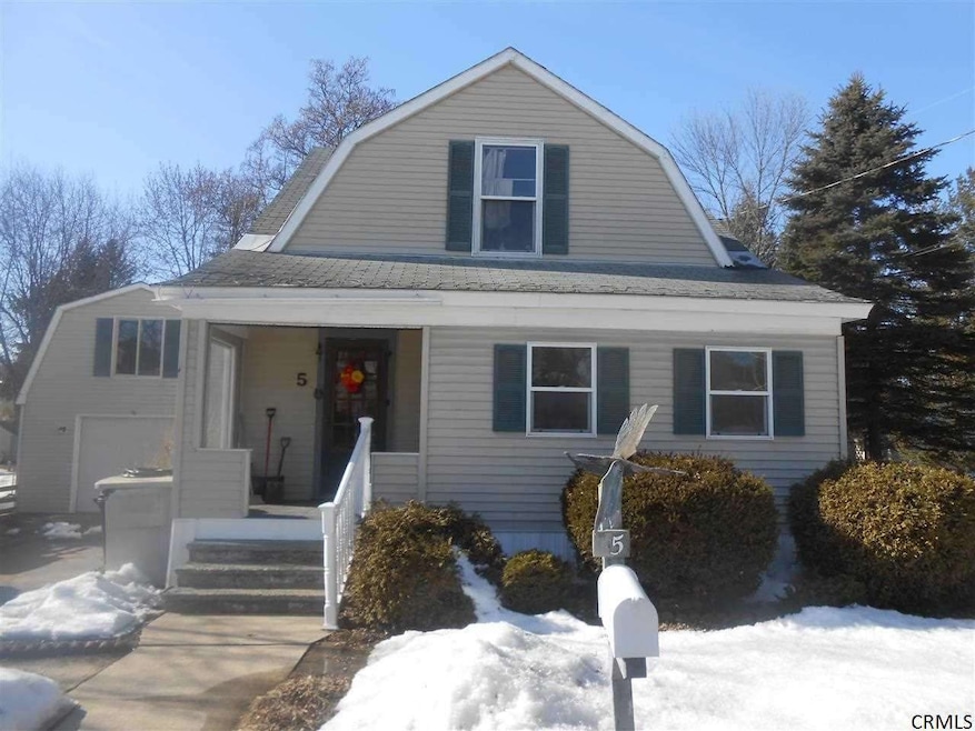 5 Oakland Ave, Schenectady, NY 12302 - photo 1