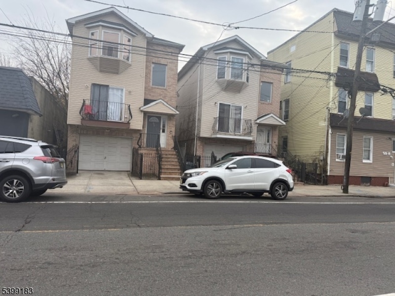 926 Bergen St, Newark, NJ 07112 - photo 1