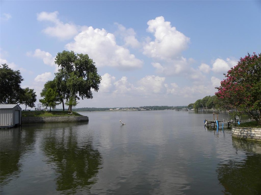 1203 E Lake Dr, Weatherford, TX 76087 - photo 1