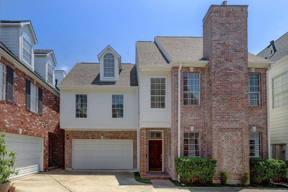 1736 Colquitt St unit B, Houston, TX 77098 - photo 1