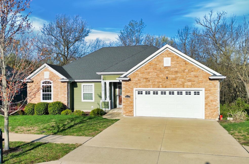 Welcome to 4522 Weybridge Drive!