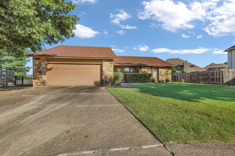 4512 W Pittsburg St, Broken Arrow, OK 74012 - photo 1