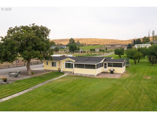 81700 Peach Tree Ln, Umatilla, OR 97882 - photo 1