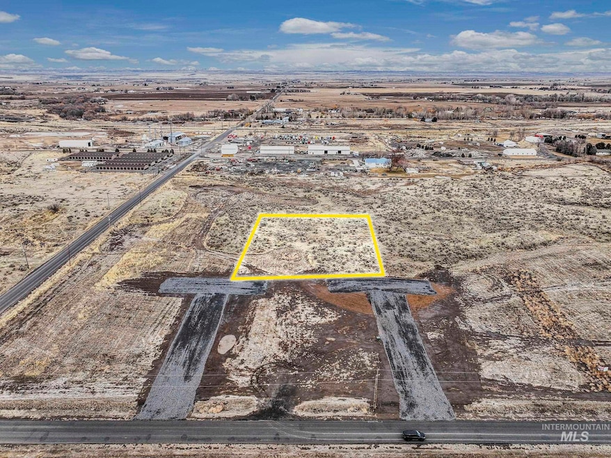 1812 E 1800 S, Gooding, ID 83330 - photo 1