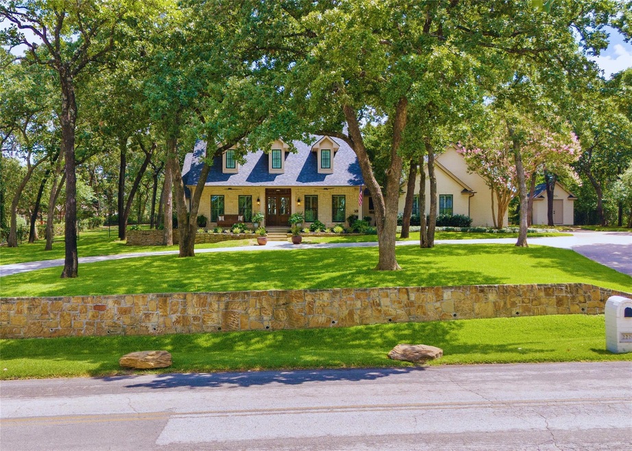 2220 Fawkes Ln, Keller, TX 76262 - photo 1