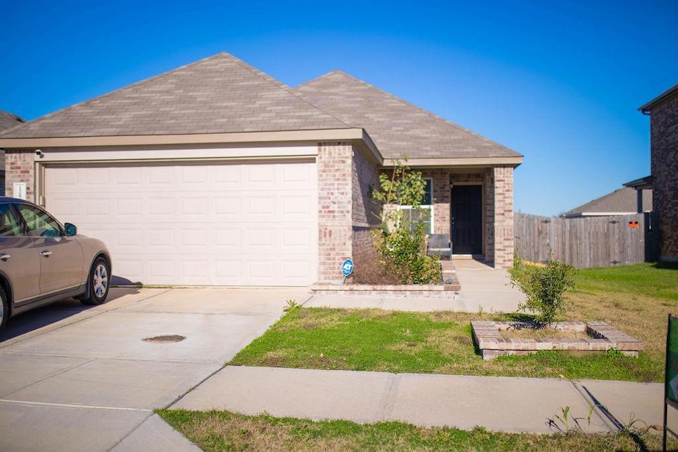 1200 Starling Ln, Ennis, TX 75119 - photo 1