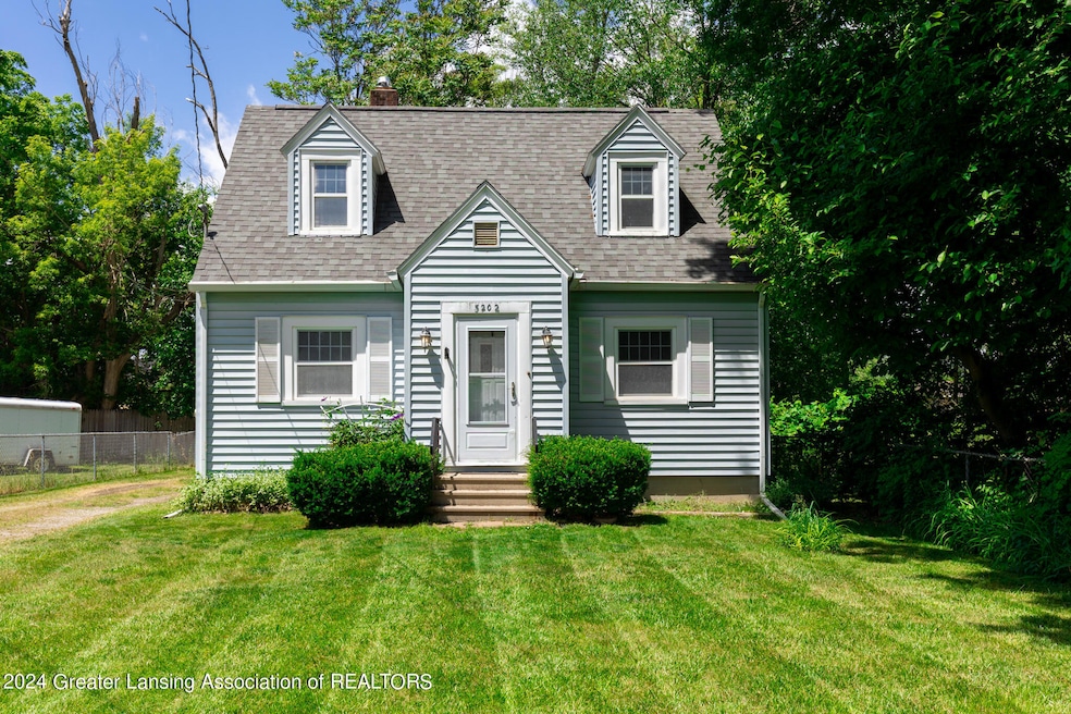5202 Bogart St, Lansing, MI 48911 - photo 1