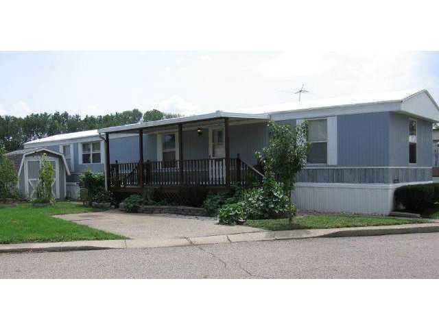 178 Parklawn Dr, Circleville, OH 43113 - photo 1