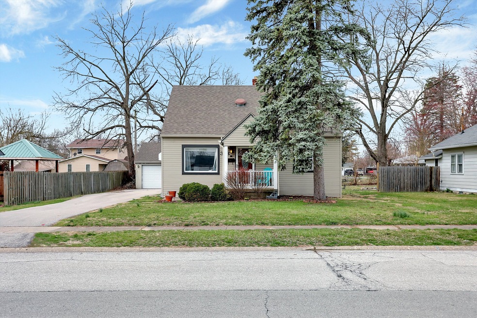 328 N 20th Ave, Beech Grove, IN 46107 - photo 1