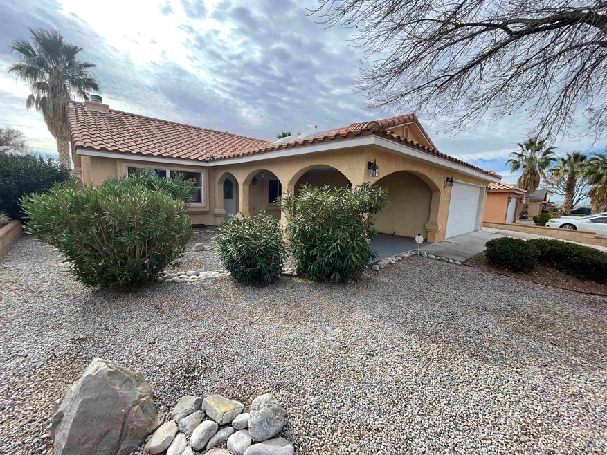 216 Kerry Ave, Alamogordo, NM 88310 - photo 1