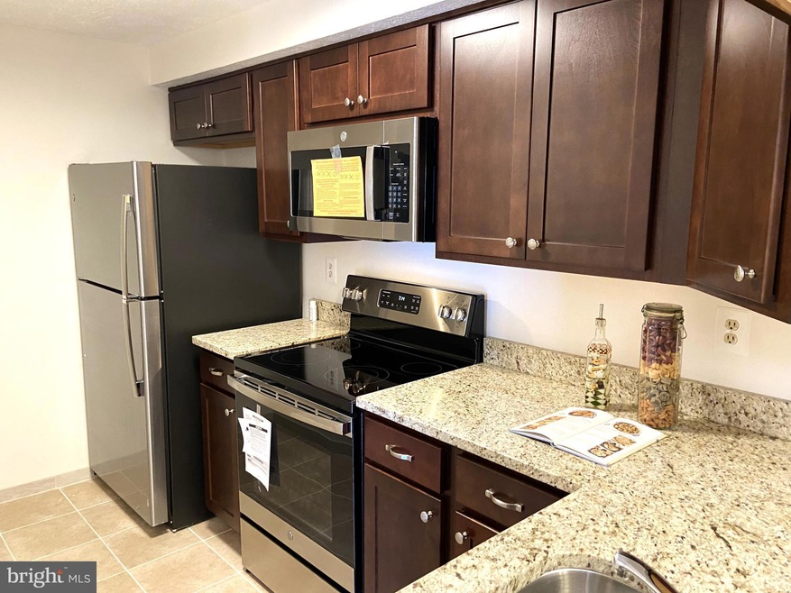 800 A Stratford Way unit A, Frederick, MD 21701 - photo 1