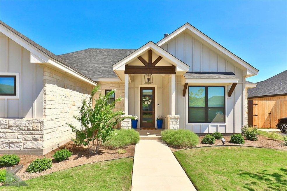 3418 Front Nine Dr, Abilene, TX 79606 - photo 1