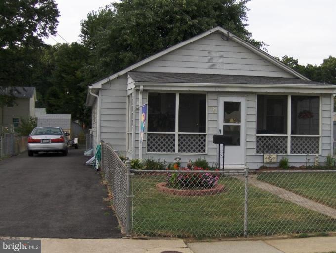 932 Barron Ave, Essex, MD 21221 - photo 1