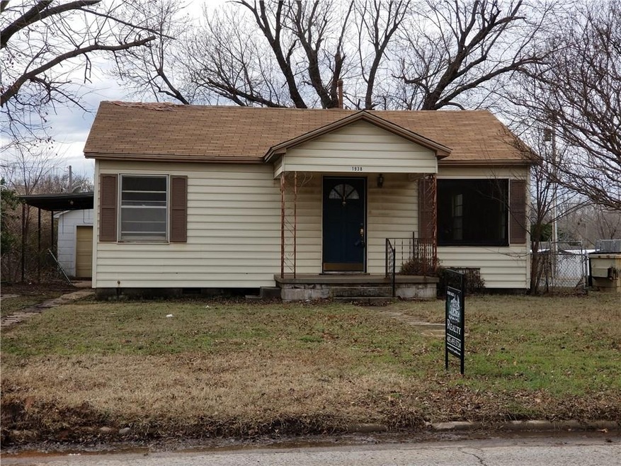 1938 N Park Ave, Shawnee, OK 74804 - photo 1