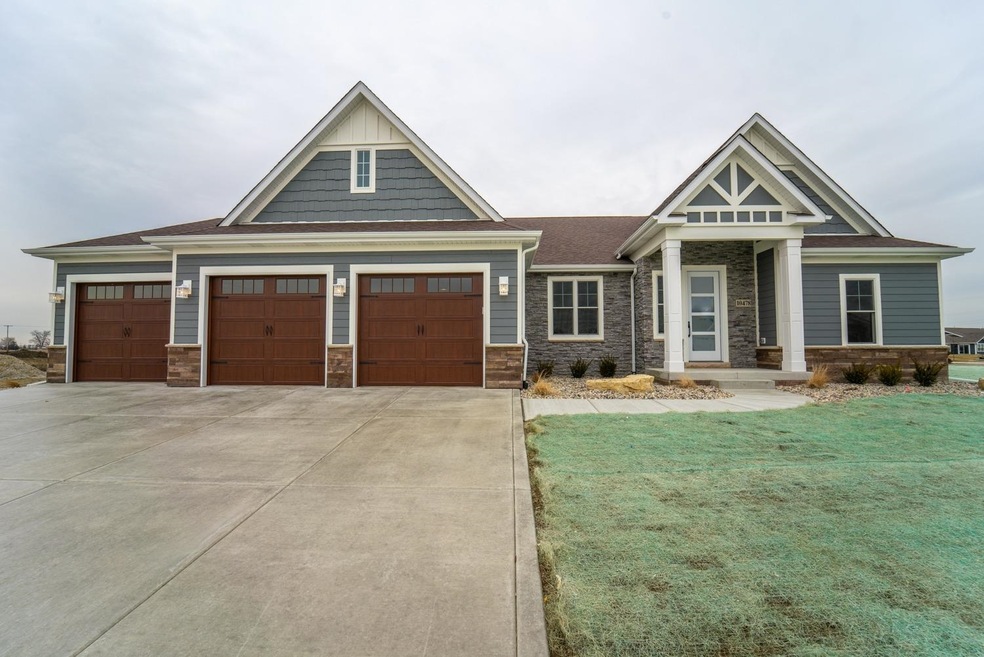10478 White Sand Ln, Dyer, IN 46311 - photo 1