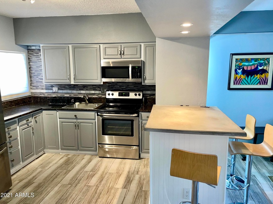 Windsor Place Condominiums unit C204, Phoenix, AZ 85012 - photo 1