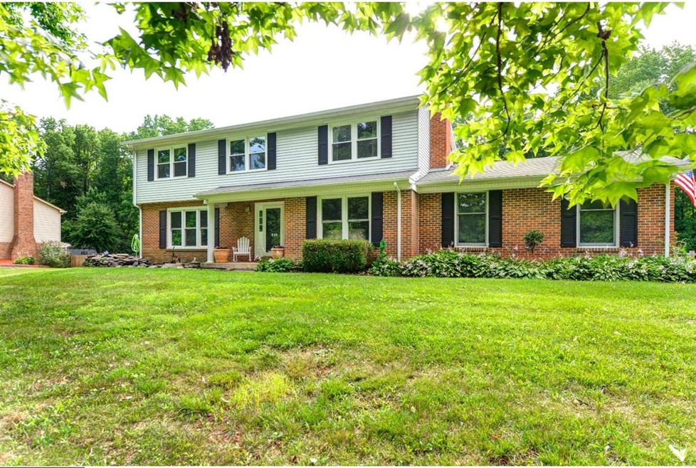 610 Clifton Dr, Bear, DE 19701 - photo 1