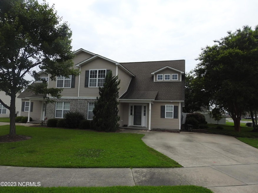 2553 Saddleback Dr unit B, Winterville, NC 28590 - photo 1