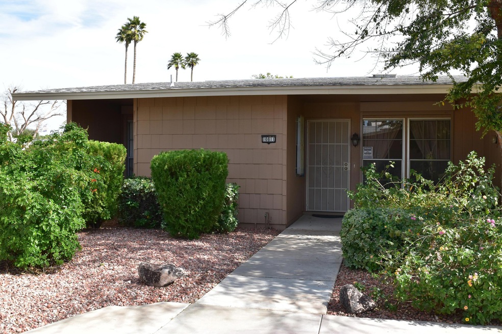 10811 W Santa fe Dr, Sun City, AZ 85351 - photo 1