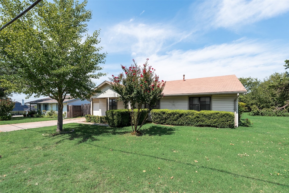 For Sale $239,000 • Co-Listing Agent