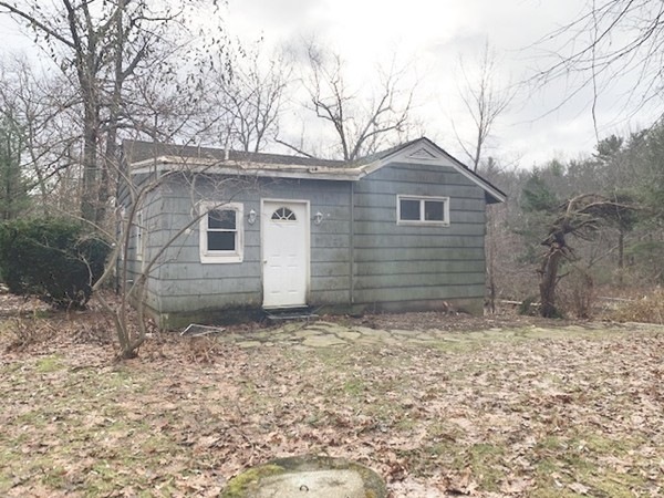 29 Roy Rd, Charlton, MA 01507 - photo 1
