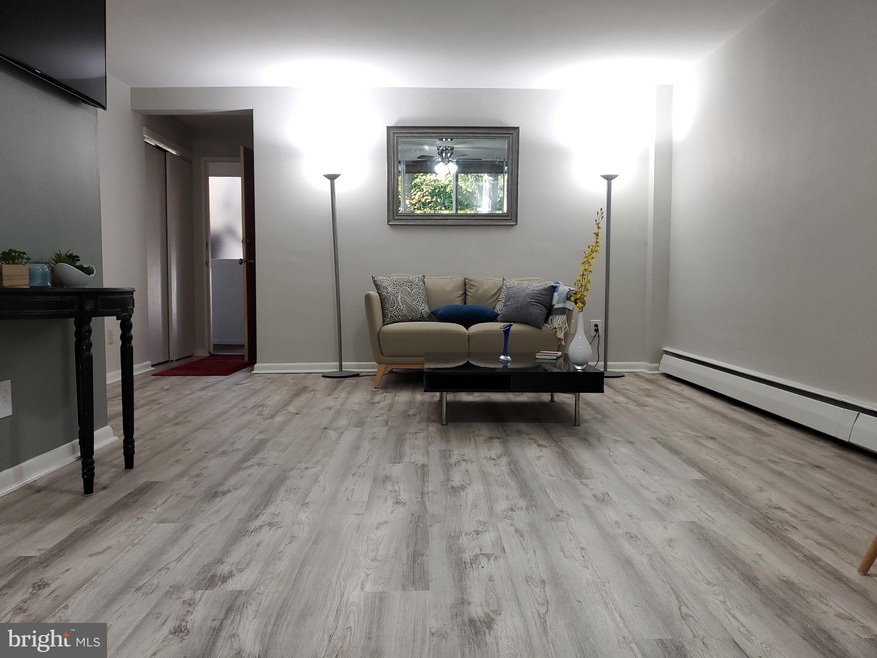 100 E Glenolden Ave unit E15, Glenolden, PA 19036 - photo 1